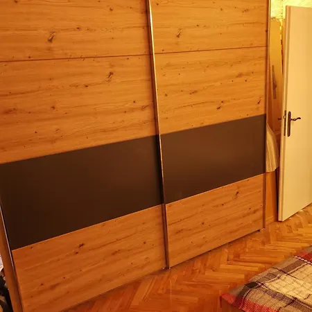 Mipilenchi Apartment Makarska