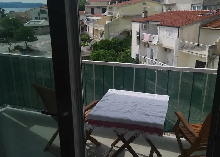 Apartment Mipilenchi *